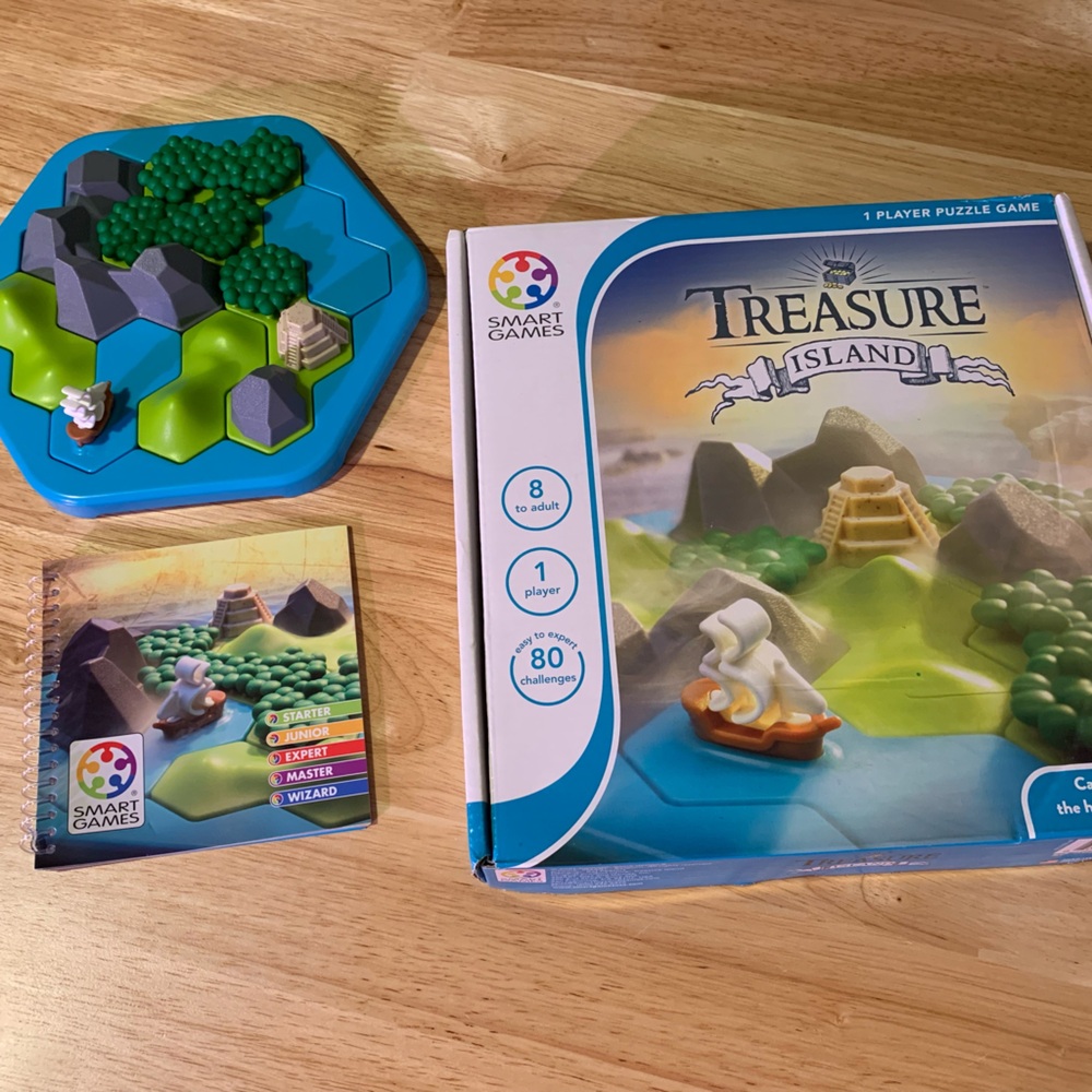 Treasure Island Puzzle Game - By Smart Games Like New!